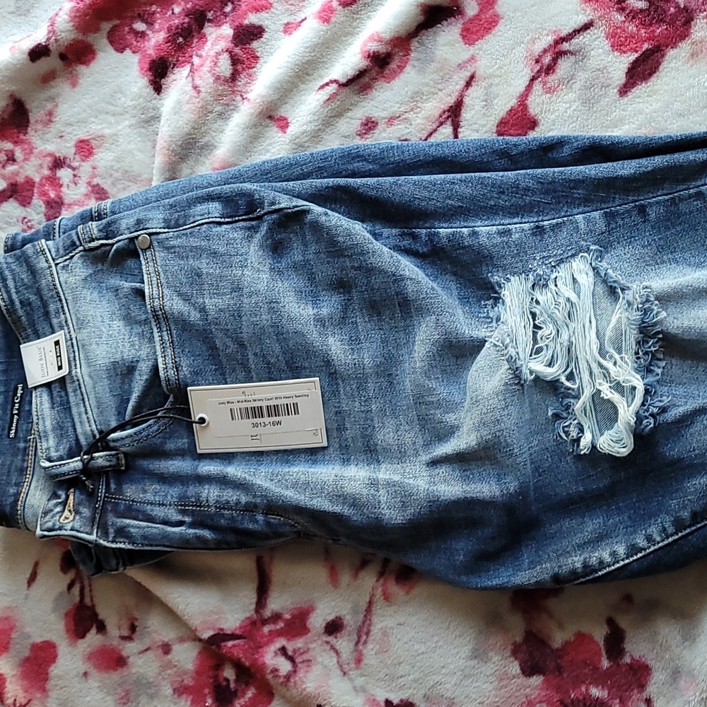Judy blue size 16w Capri jeans
